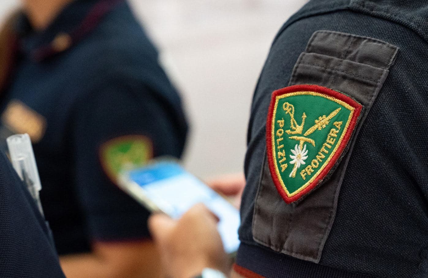 Schengen sospeso tra Italia e Spagna. Per chi viaggia è «Un salto indietro nel tempo»