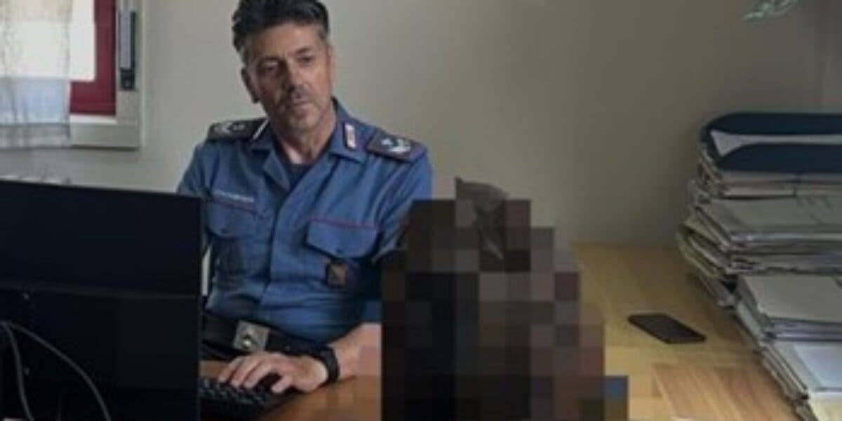 Catania, minaccia la madre per i soldi della droga: arrestato un uomo di 32 anni