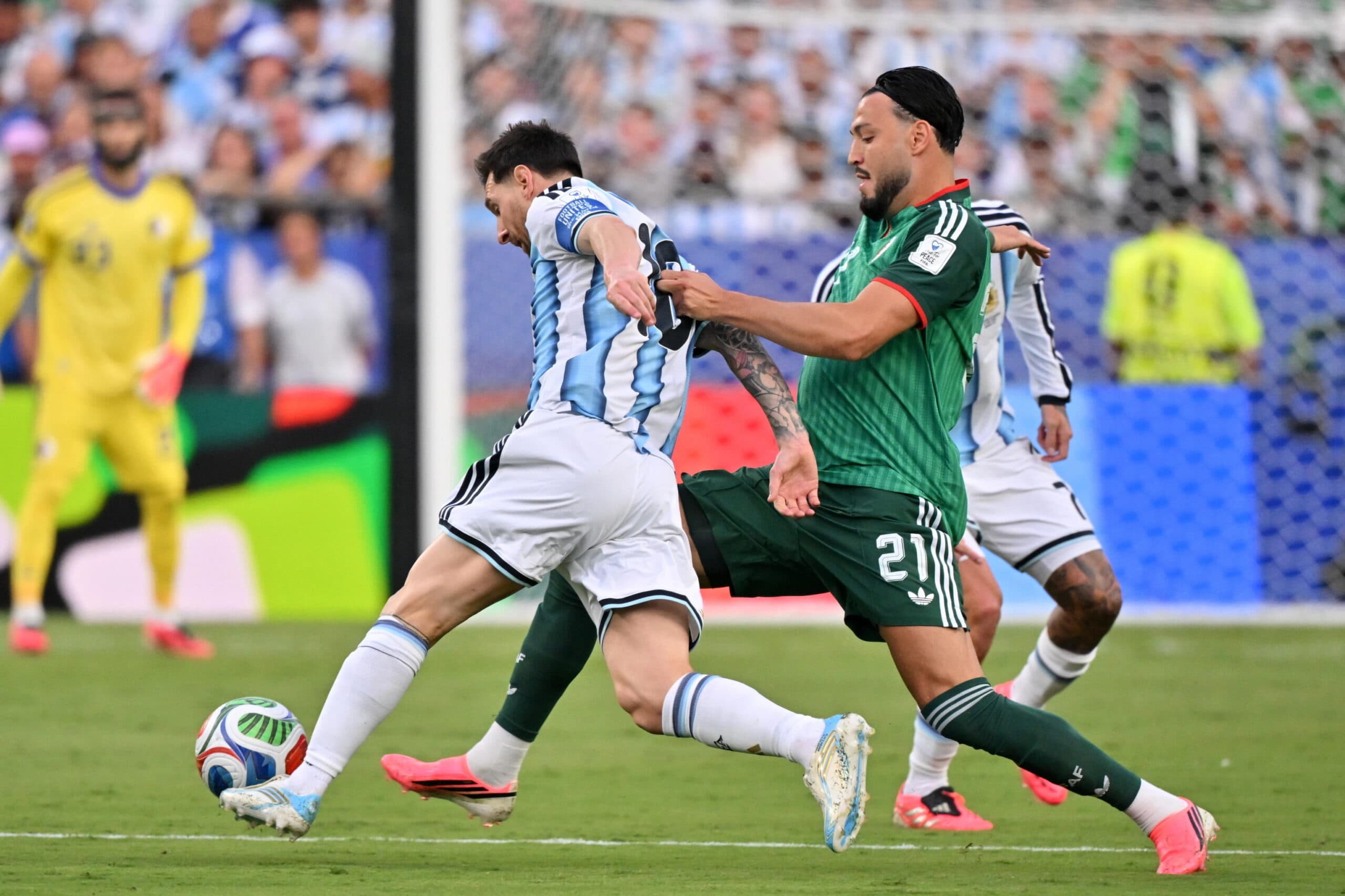 L’Argentina ha battuto 3-0 l’Algeria: protagonista Messi