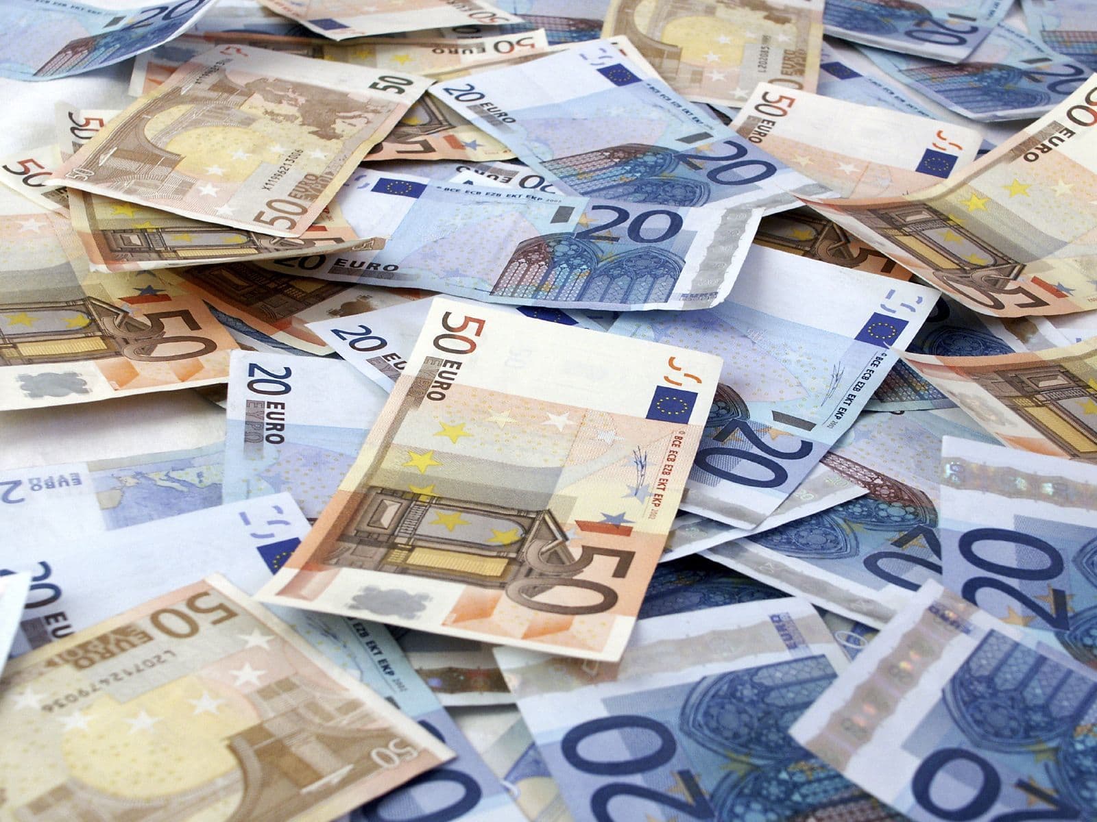 Banche, il costo del conto corrente è cresciuto del 23 per cento in dieci anni