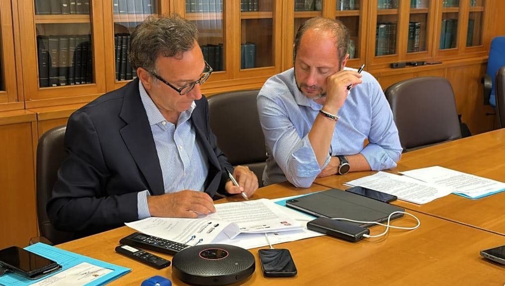 Emergenza Etna: tavolo tecnico all'Assessorato infrastrutture