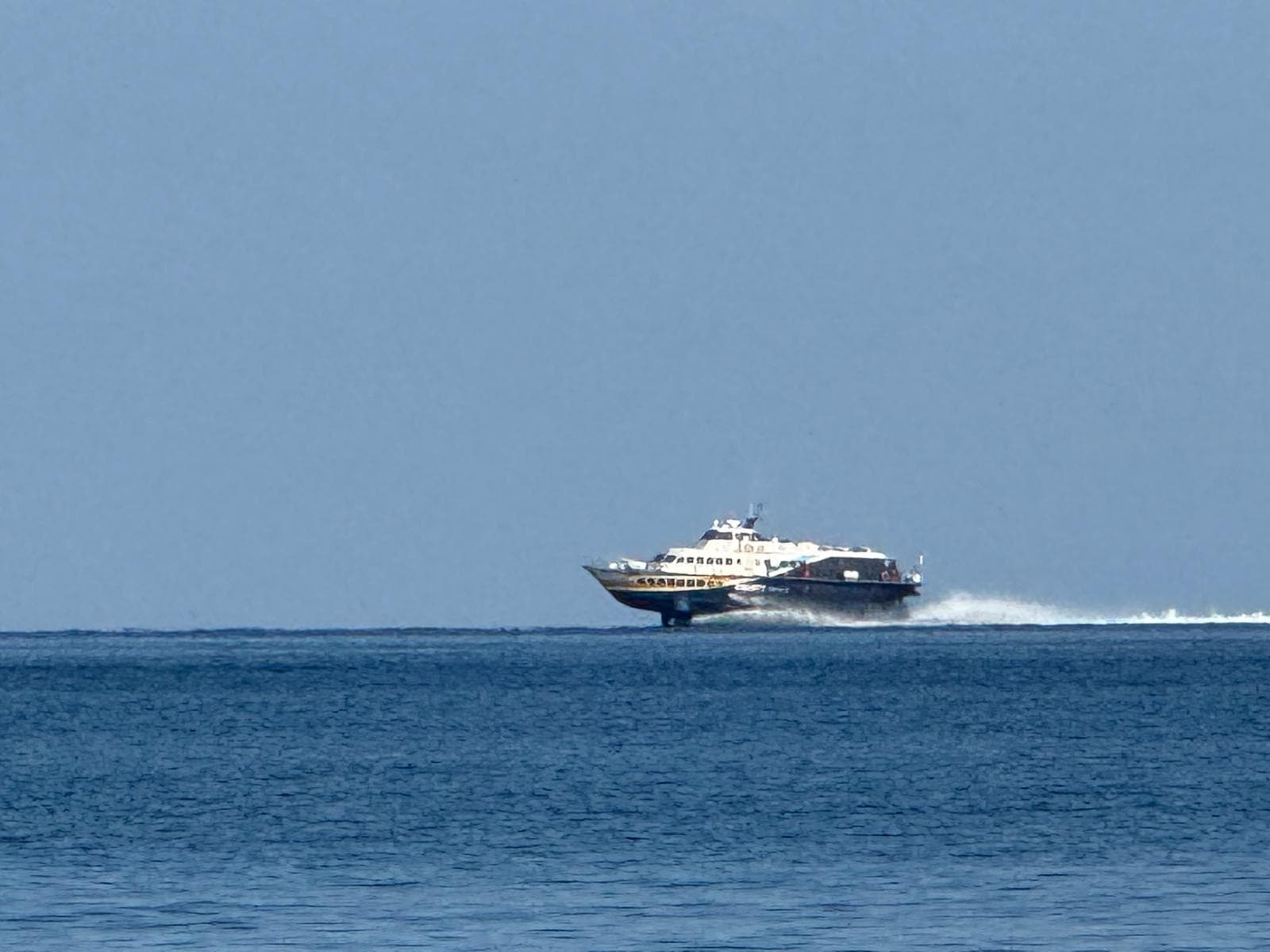 Isole minori, Musolino: la Regione non sottoscrive le convenzioni. Grasso: trasporto gratis per operatori 118