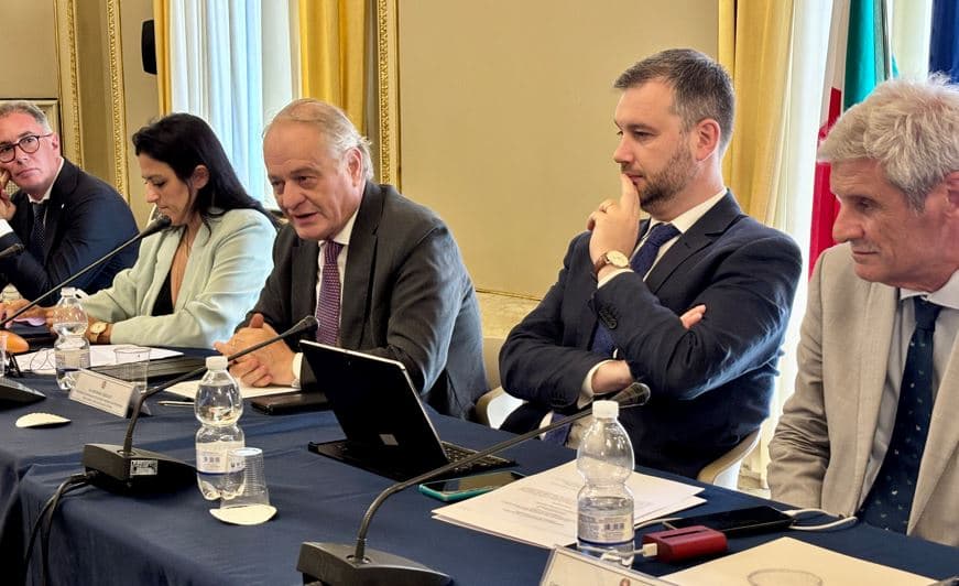 Mafia: Cracolici,a Catania 42 piazze spaccio controllate da clan