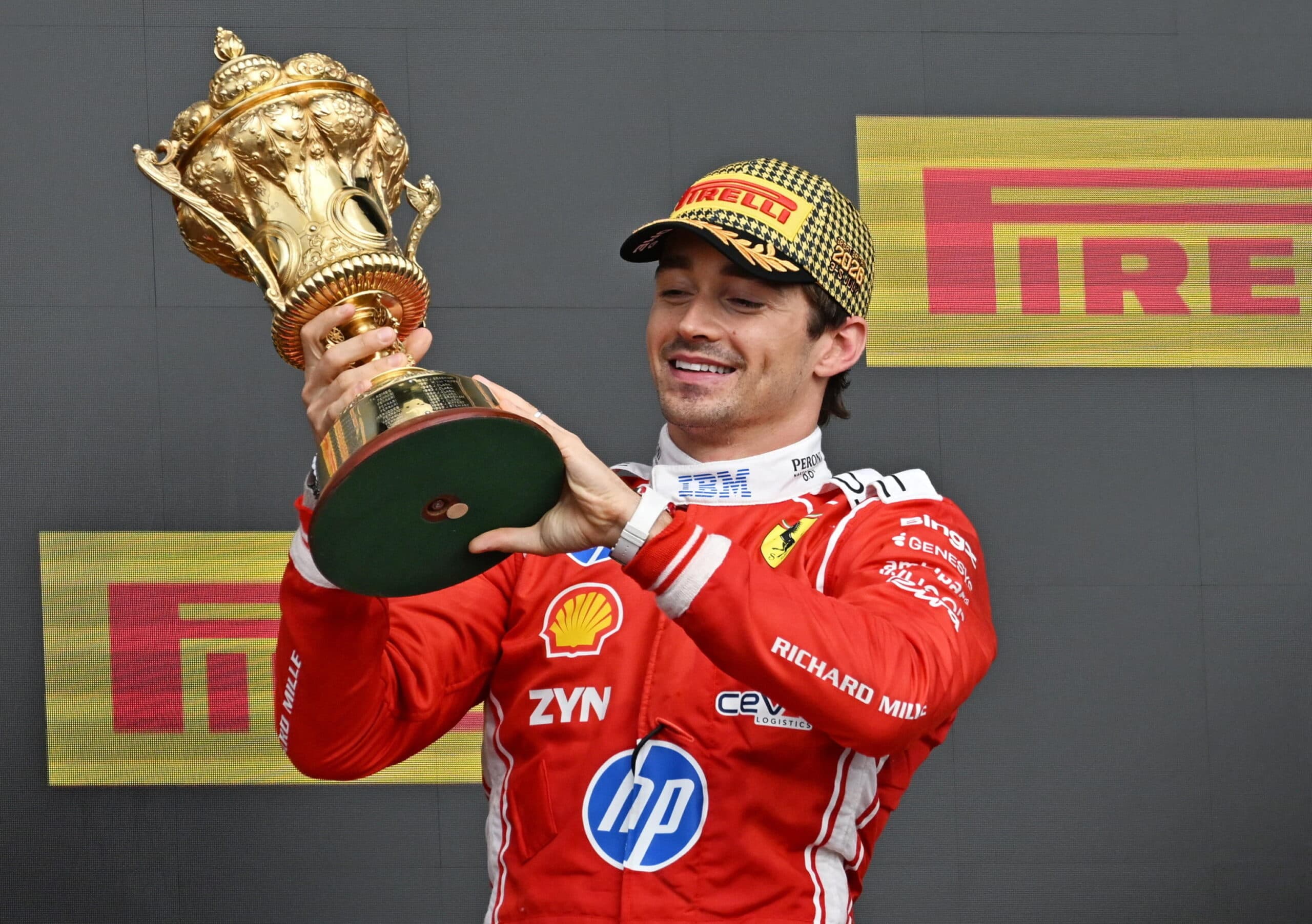A Silverstone Leclerc ritrova la vittoria dopo 2 anni, e la Ferrari fa 250