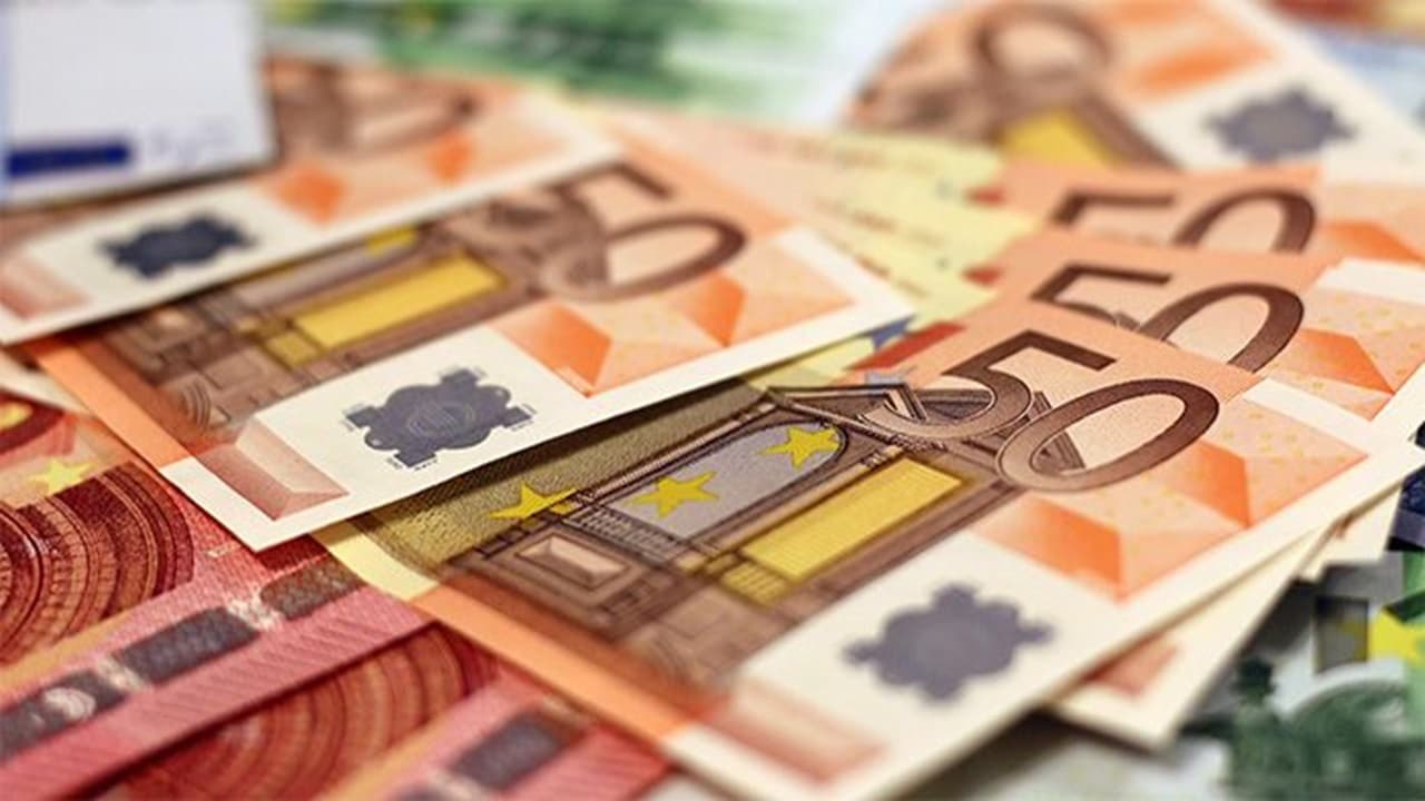 Salari, l'allarme Ocse: in Italia ancora sotto i livelli del 2021