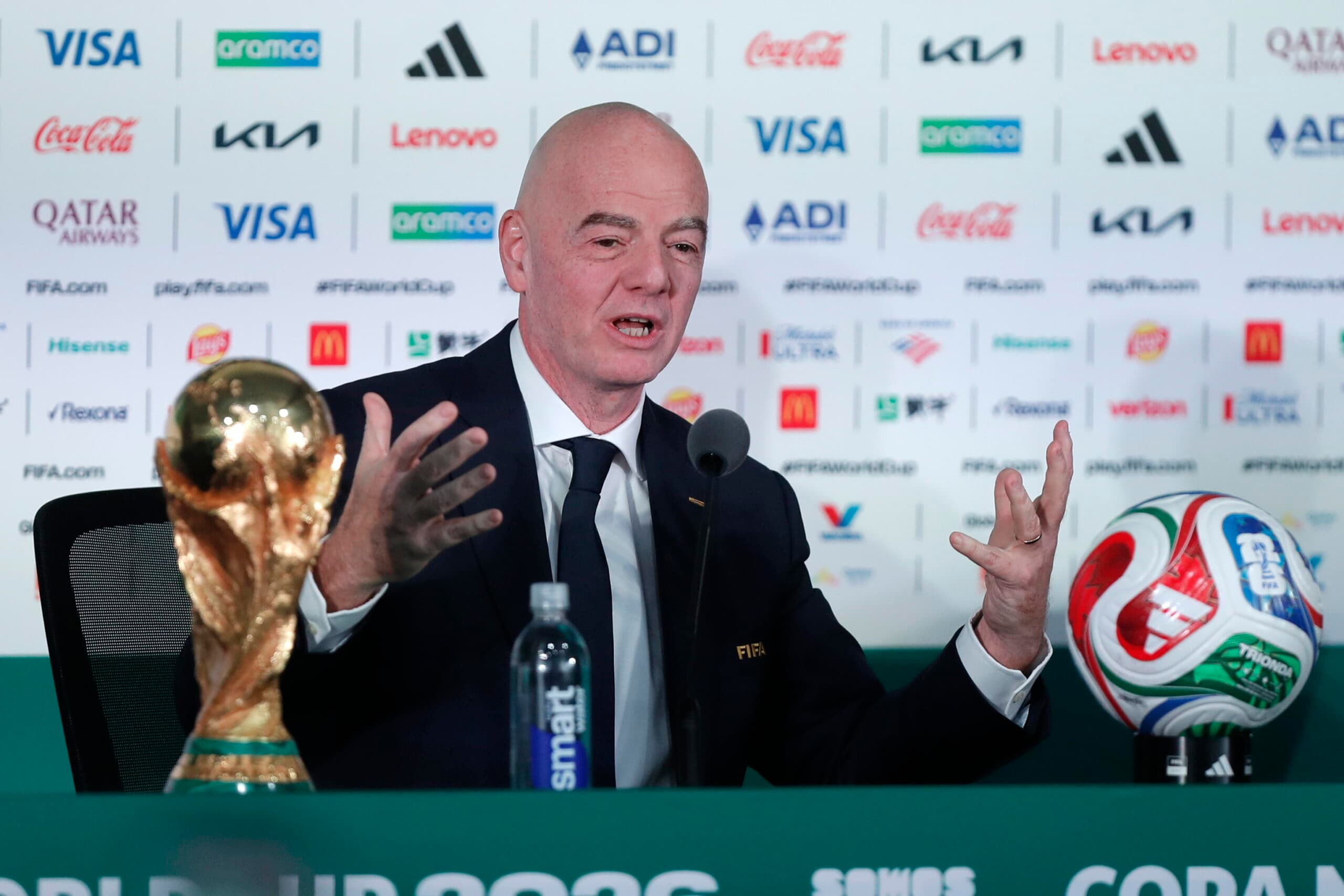 Mondiale di calcio in vendita con quote a fondi Usa legati ai Trump