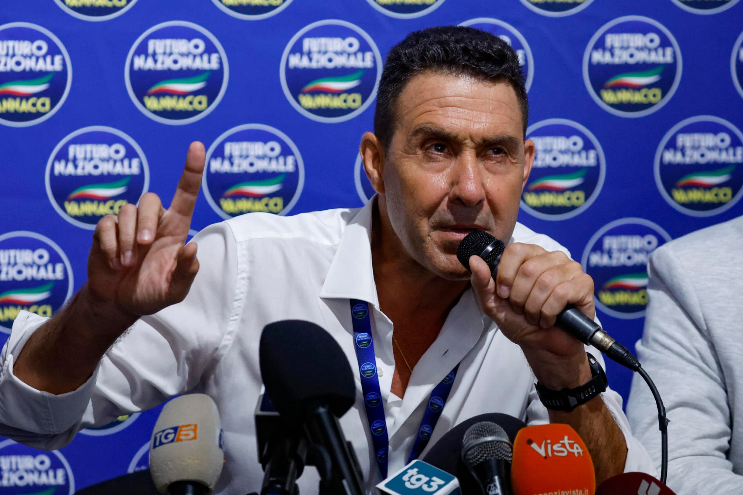 Vannacci: «Io cavallo di Troia della Russia? Falsità, l'establishment inglese mi ritiene un avversario politico»