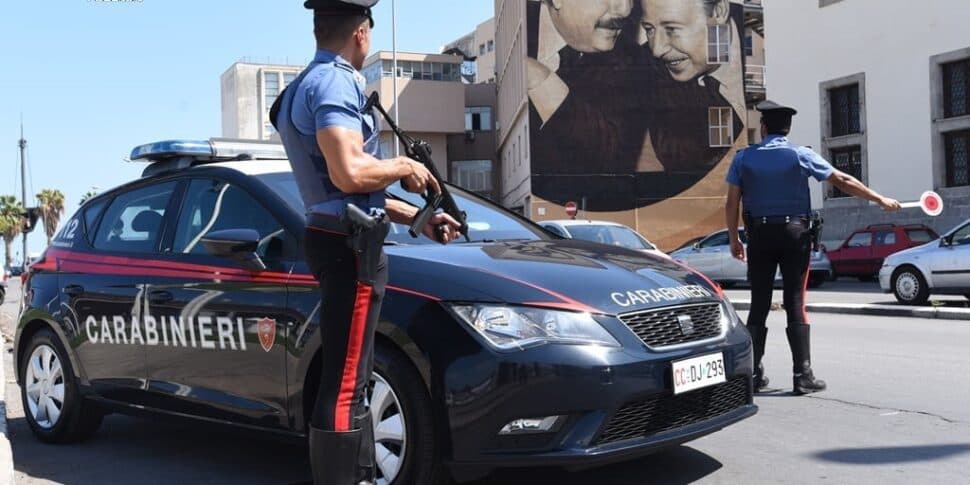 Palermo, atti osceni in piazza: scatta un arresto nel centro storico