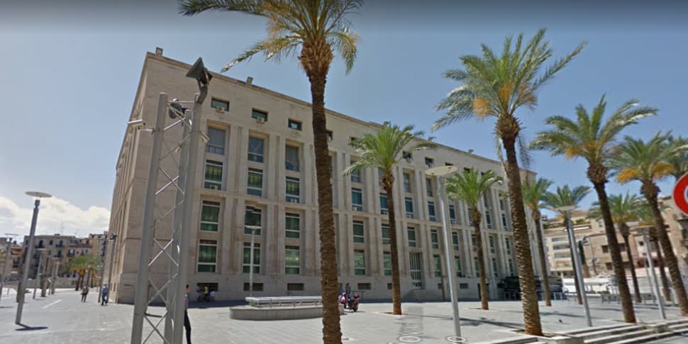 Il presidente Galvagno in aula a Palermo, la difesa punta sul trasferimento del processo a Catania