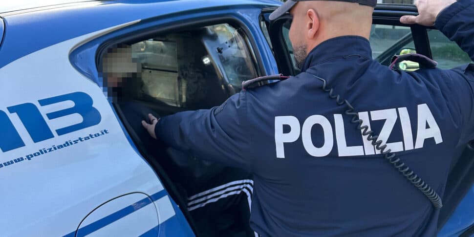 Dalla Spagna alla Sicilia con 13 chili di cocaina in auto: scattano tre arresti