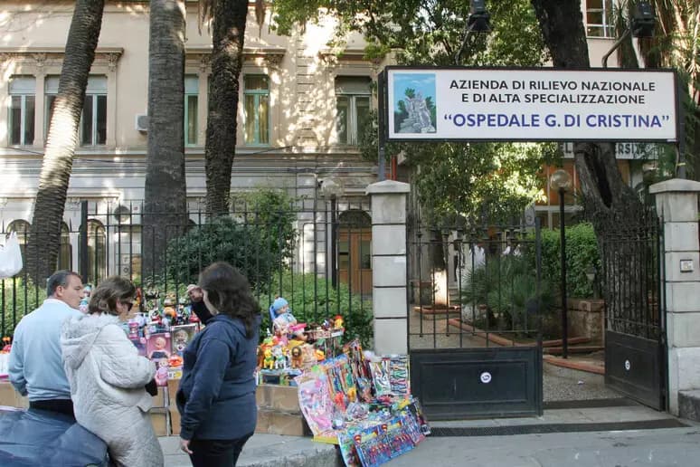 La morte di Anna Rosa, dopo la denuncia dei genitori rinviata l'autopsia