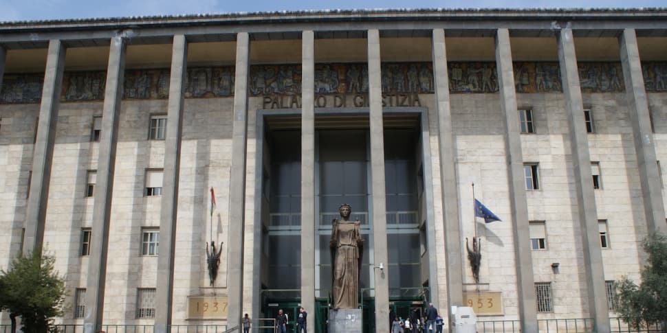 Catania, tentò di uccidere la vicina di casa: il pm chiede 10 anni