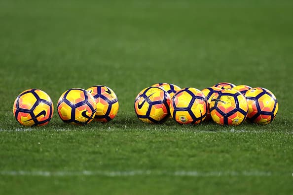 Nessun gol ma tante emozioni, la Roma in dieci resiste al Como