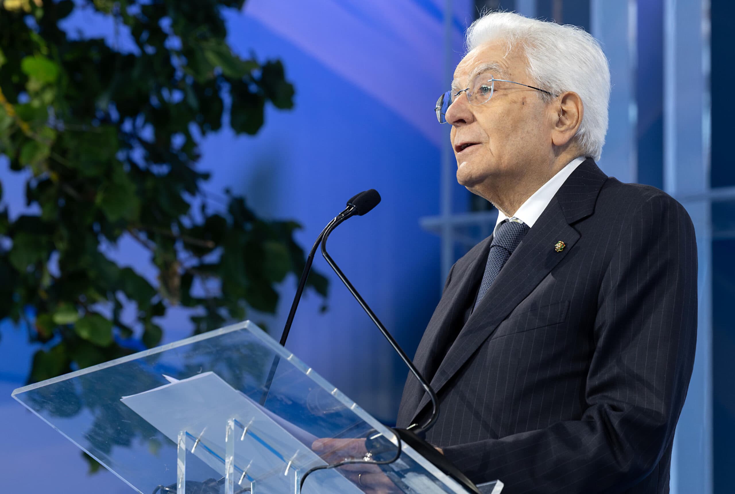Ecco cosa prevedevano le due circolari di Mattarella per il tetto di alunni stranieri nelle classi