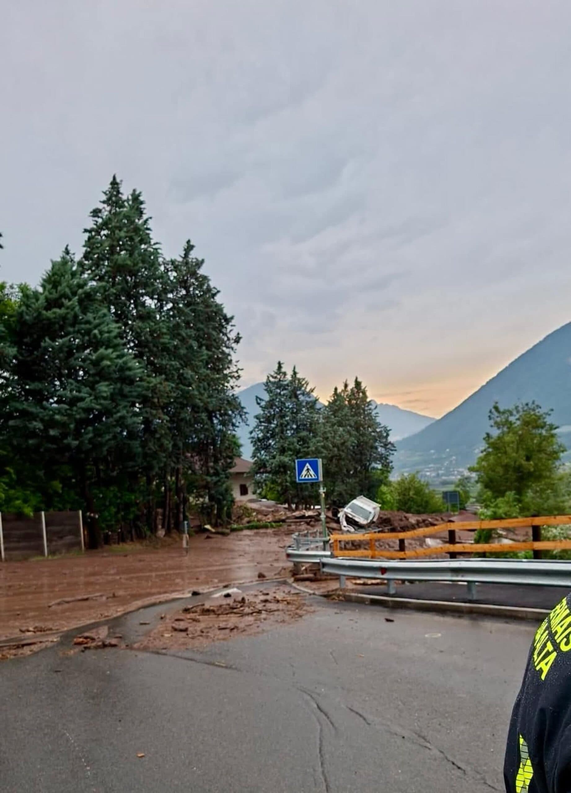 Maltempo in Alto Adige, a Merano 5 feriti e 69 persone evacuate