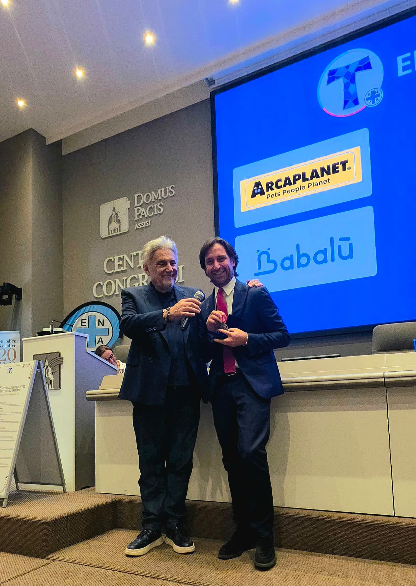 Assisi, Enpa Awards a Ferrandelli per l'impegno a tutela degli animali