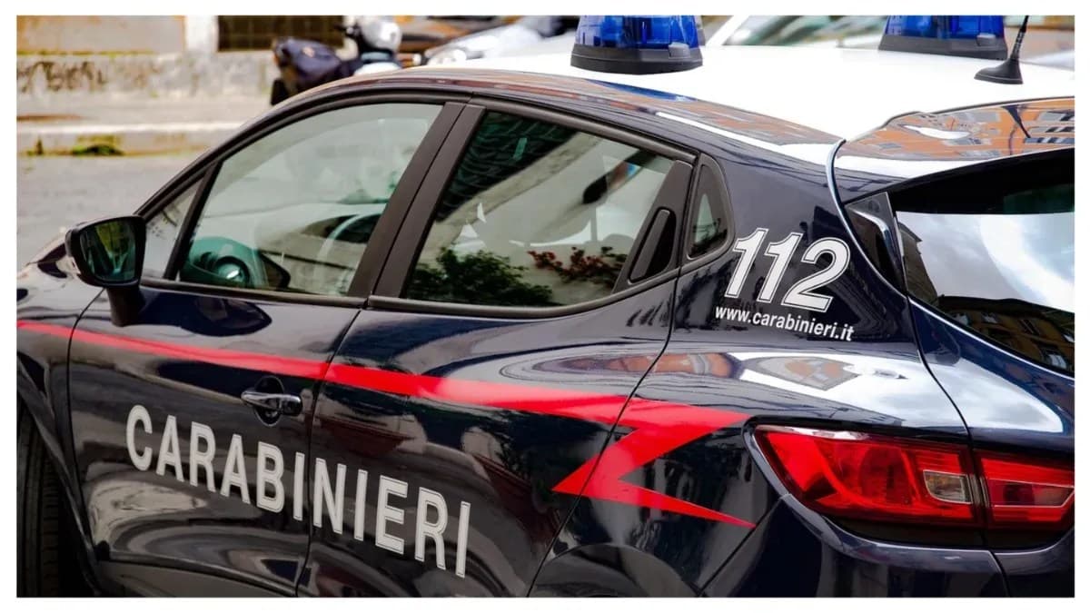 L’agguato in strada e il colpo di pistola al torace, 21enne assassinato nella notte