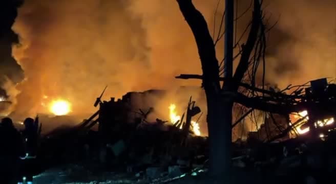 Missili e droni su una regione di Kiev, ucciso un bambino