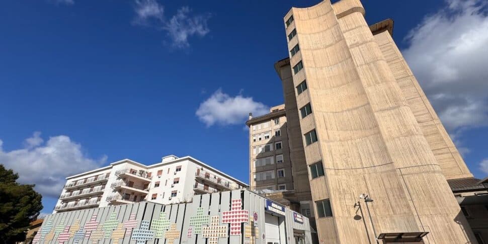 Godrano, operaio cade da un ponteggio nel cantiere di una scuola: è in gravi condizioni