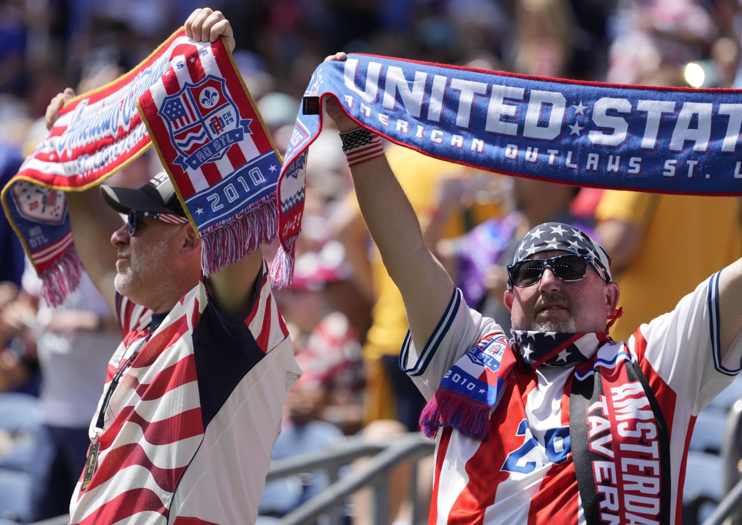 Gli Usa battono l'Australia 2-0 e volano ai sedicesimi