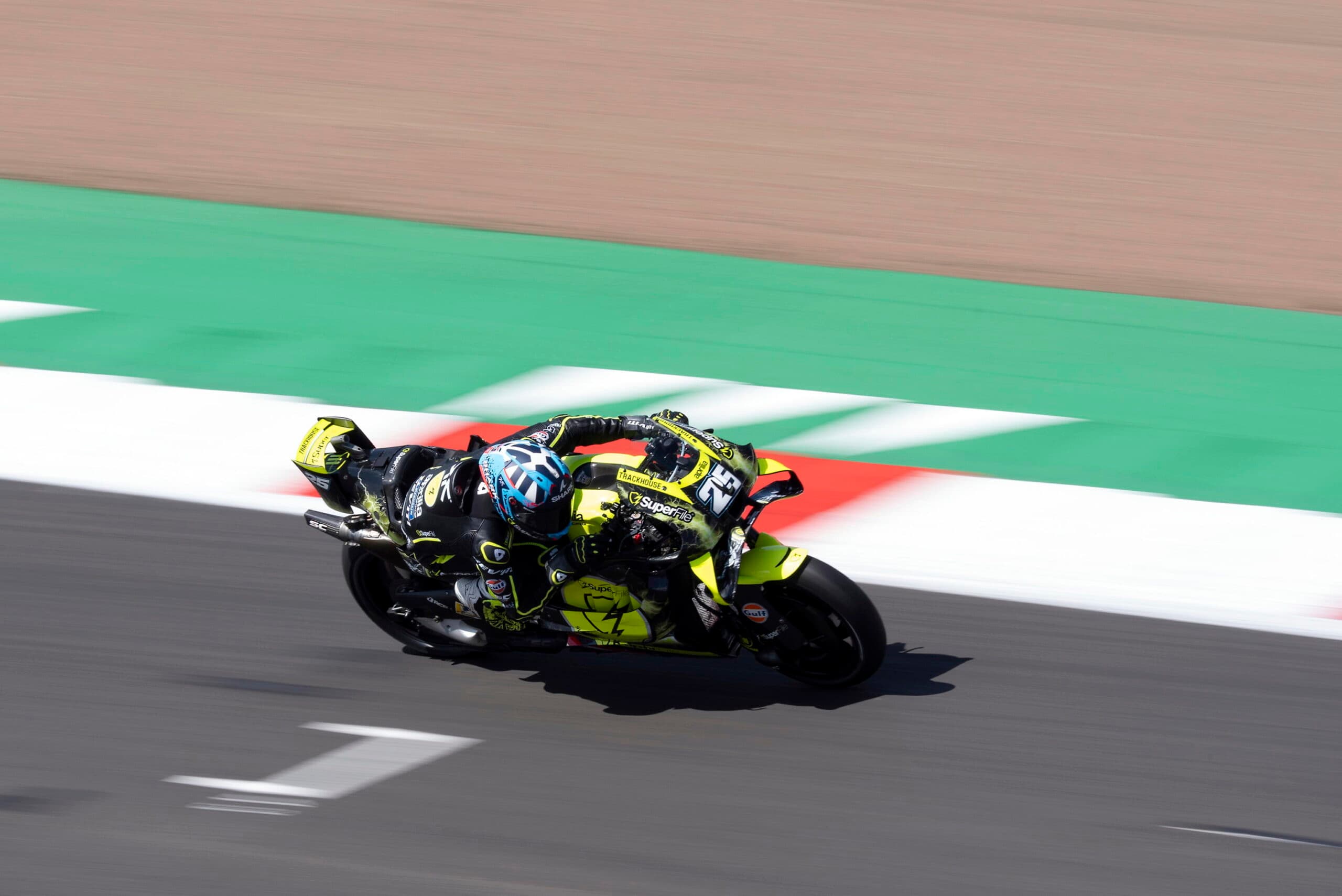 MotoGp, Fernandez vince a Silverstone davanti a Martin e Bezzechi