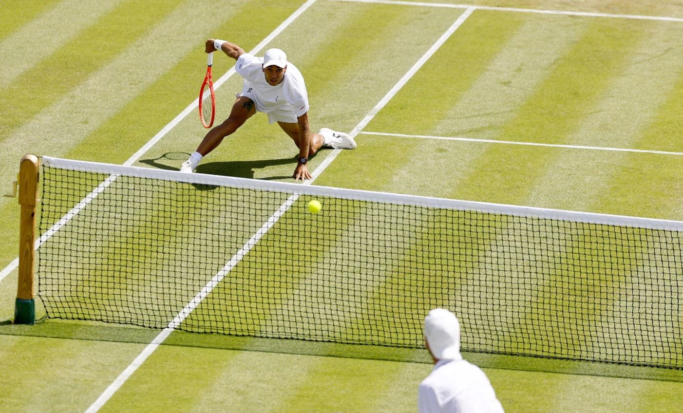 Cobolli batte Khacanov e passa agli ottavi di Wimbledon