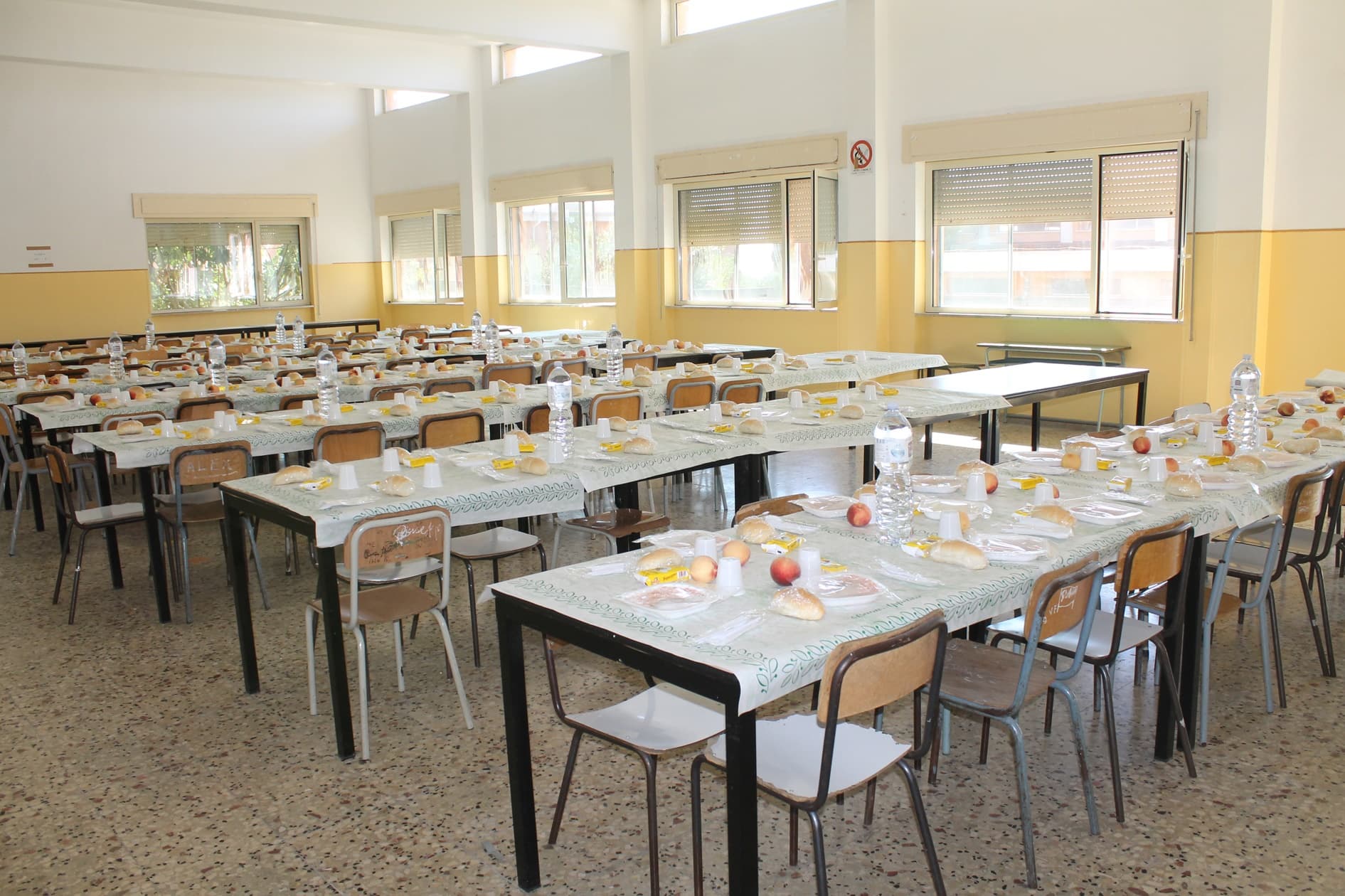 Pordenone, via il maiale dalla mensa scolastica: menù più equilibrato e inclusivo