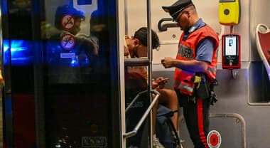 Operazione su larga scala contro le bande giovanili: 539 arresti e sequestri di armi, droga e denaro in 44 province