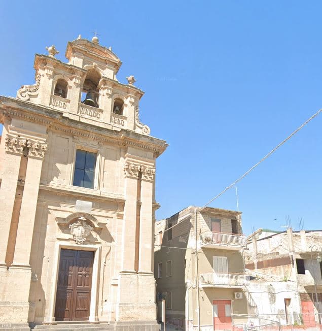 Chiese profanate e ostie rubate: una catena di sacrilegi dalla Lombardia a Catania