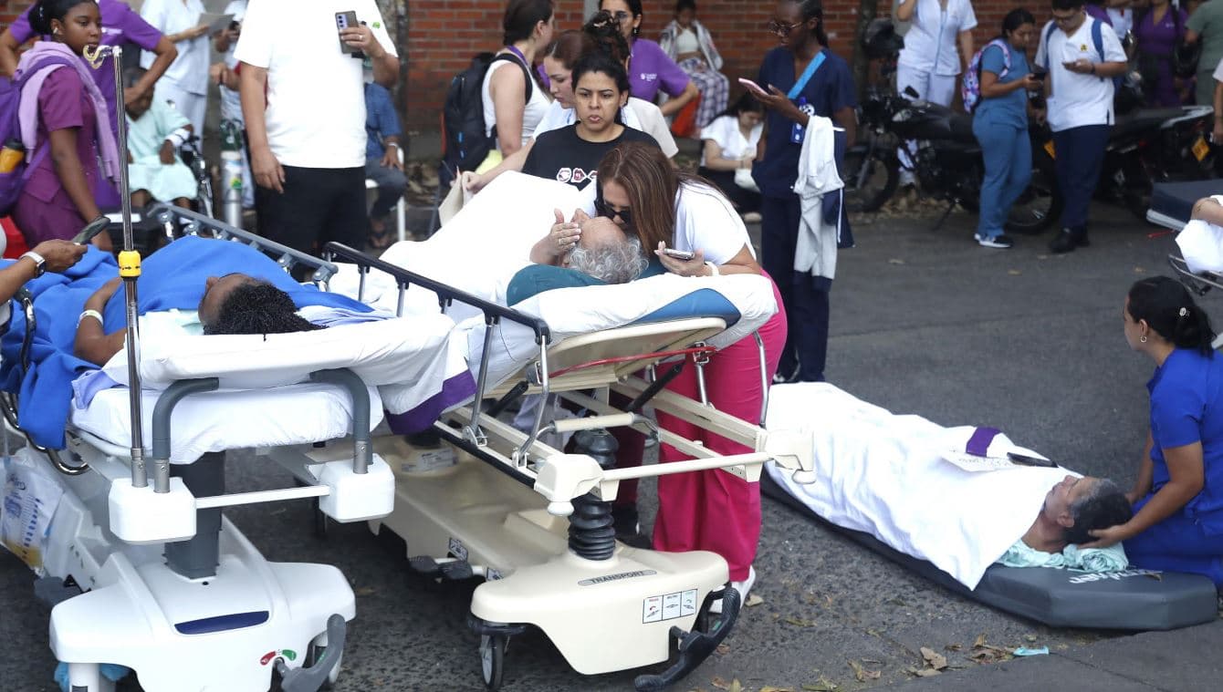 Terremoto in Colombia, cresce il bilancio delle vittime. «La scossa è durata un'eternità»