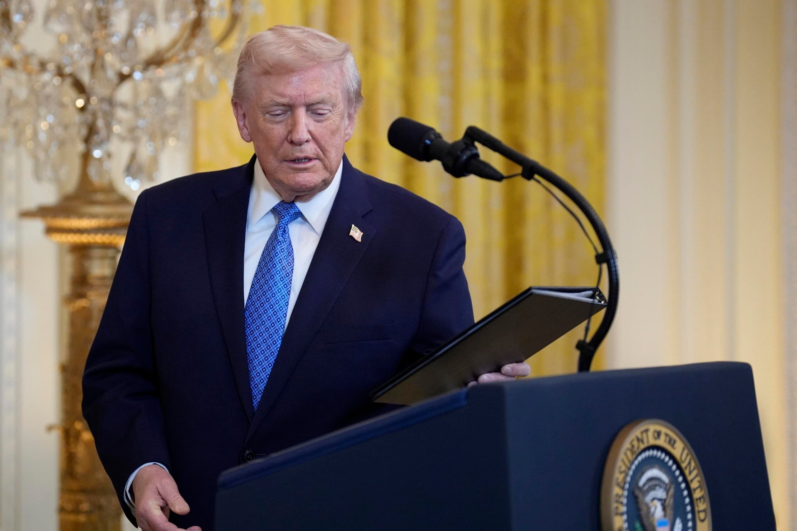 «Il Venezuela è circondato», Trump annuncia il blocco totale delle petroliere sanzionate