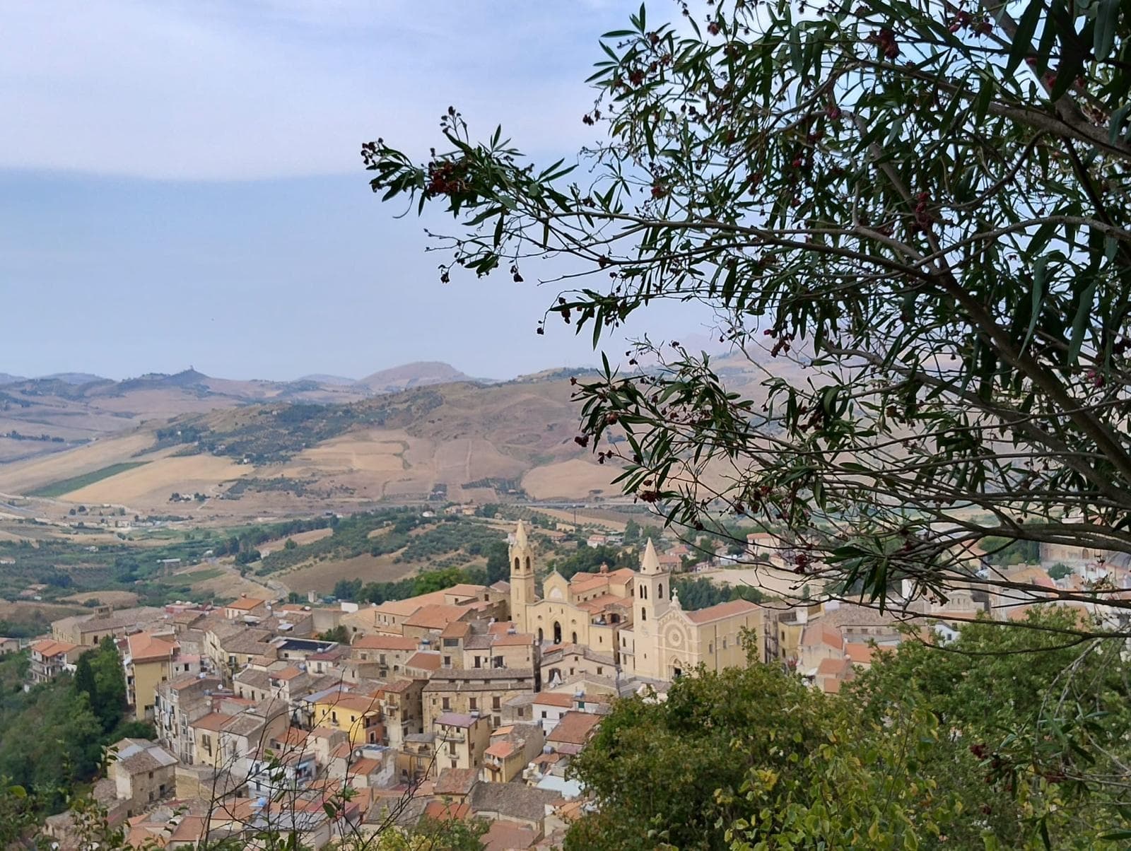 Remote Experience: Ventimiglia di Sicilia e Mezzojuso aprono le porte a chi lavora da remoto