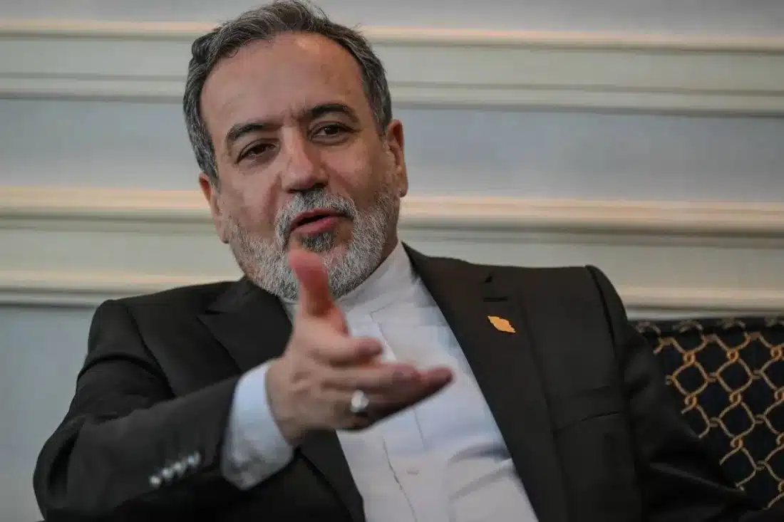 Iran-Usa, Araghchi a Islamabad: negoziati in bilico tra pressioni e smentite