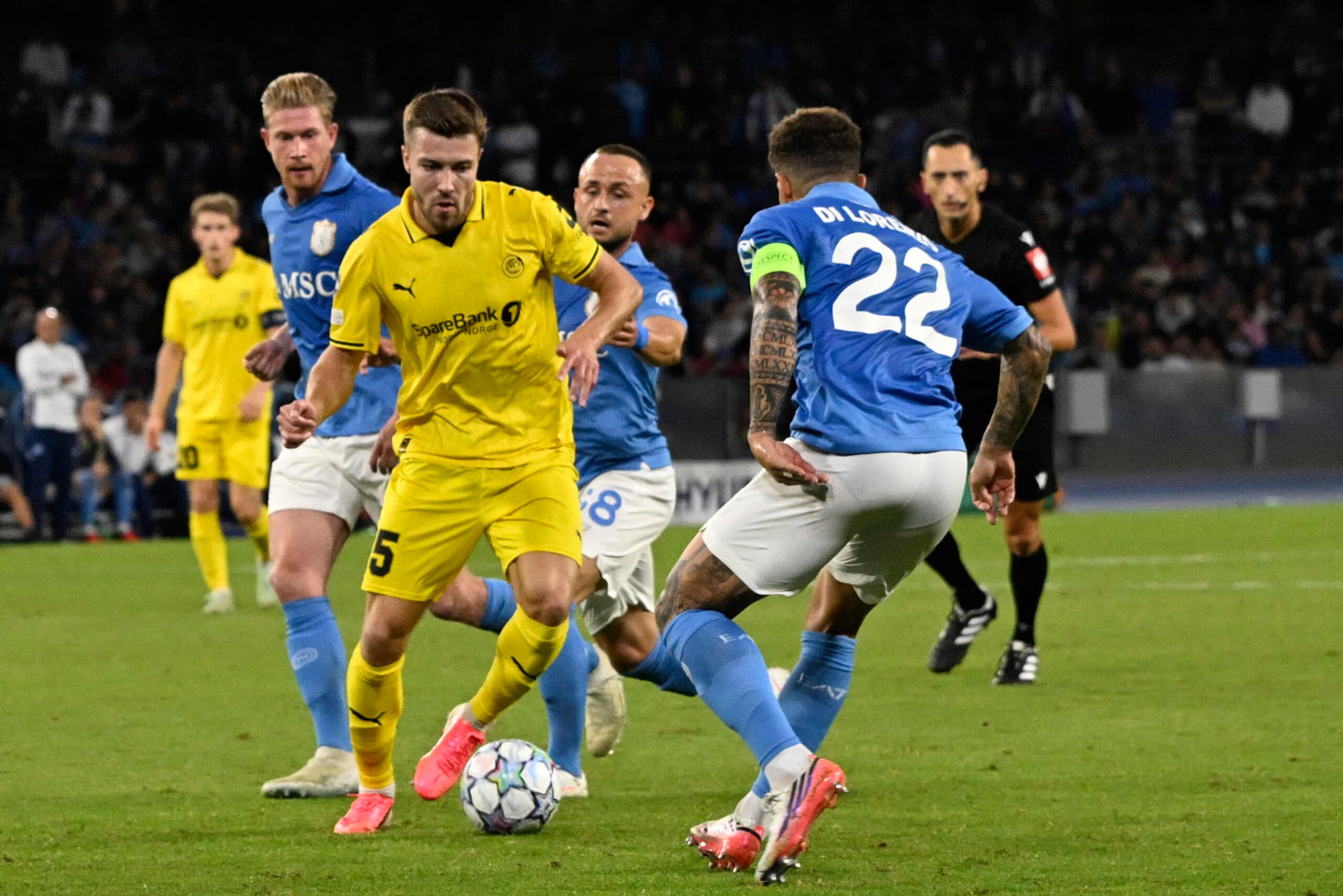 Con la rabbia e con il cuore il Napoli trova la prima vittoria in Champions