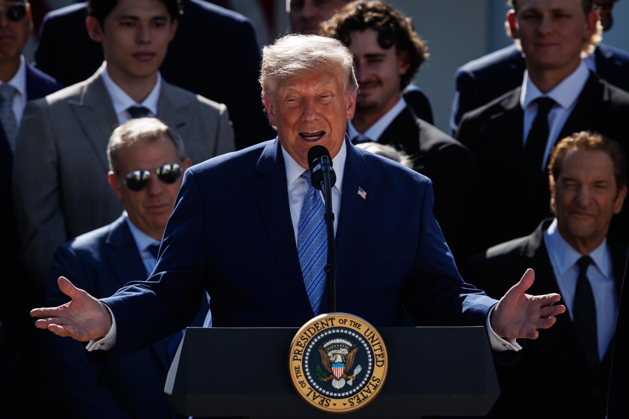Trump ferma importanti sanzioni e dazi del Graham Act sull'export della Russia