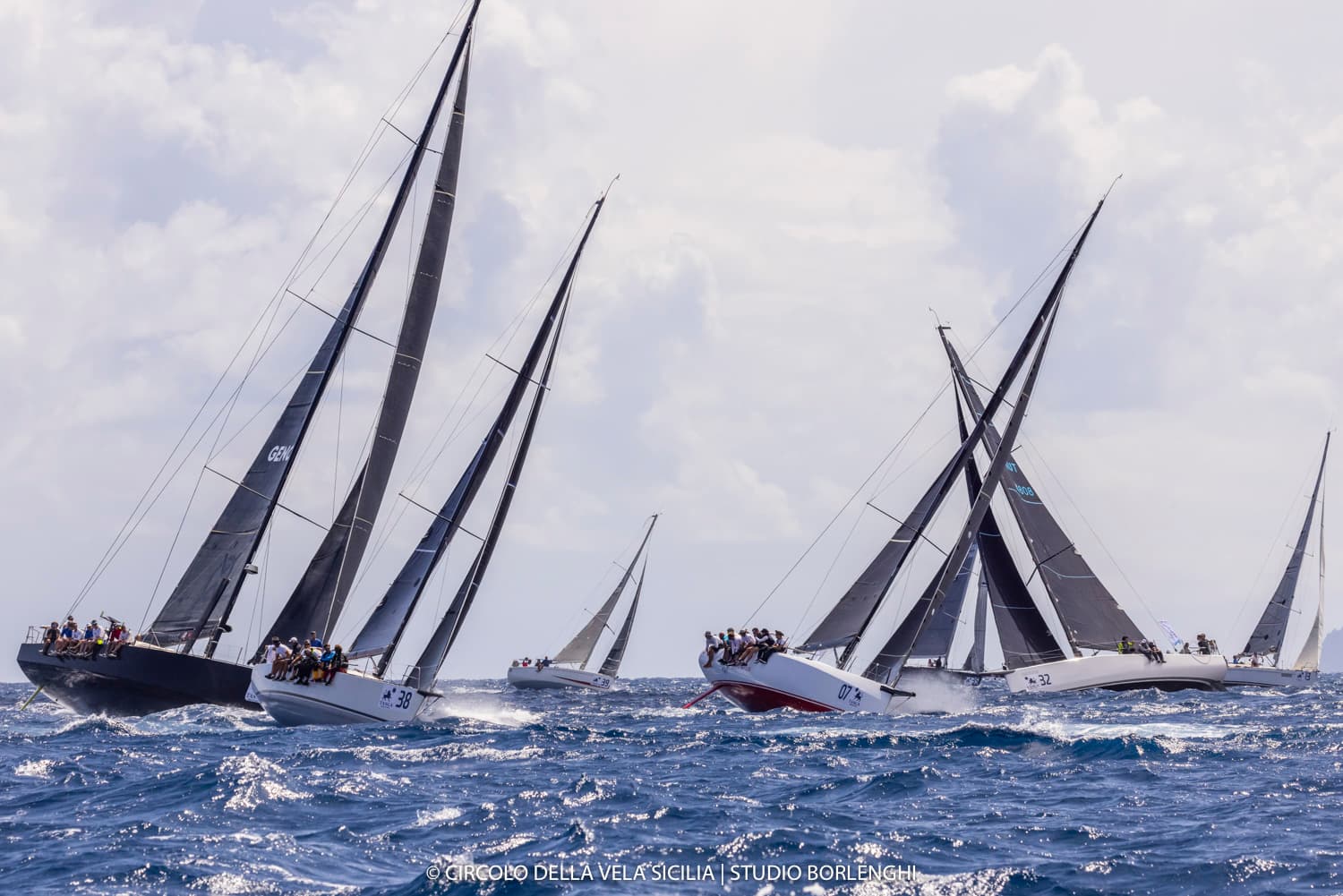 Palermo-Montecarlo 2026, parte da Mondello la grande regata dell’estate