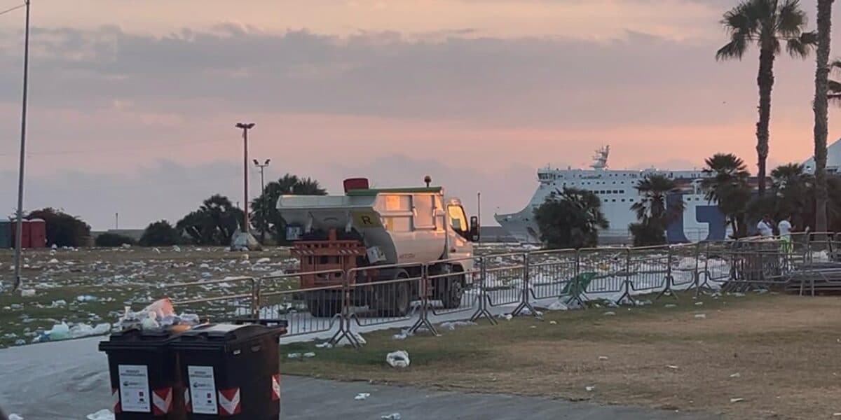 Il giorno dopo Radio Italia a Palermo, il Foro Italico è un tappeto di rifiuti: Reset dall'alba al lavoro