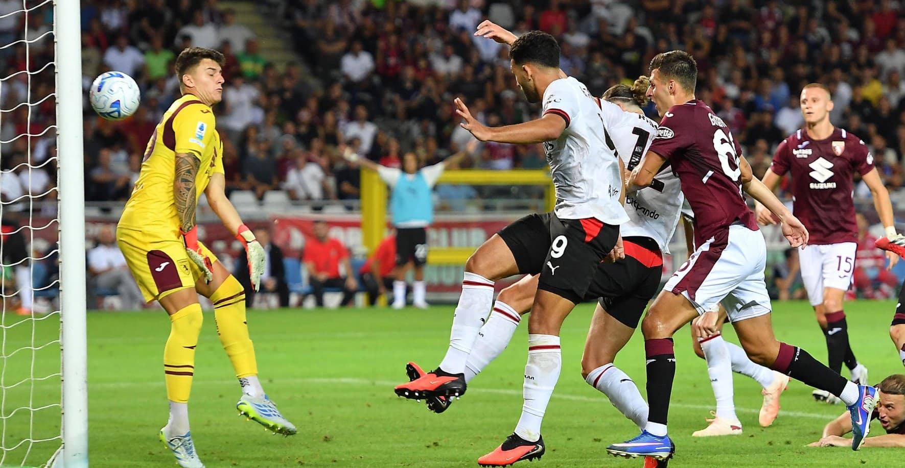 Il Milan parte con tre punti con Cissè e Rabiot: Torino ko 2-1