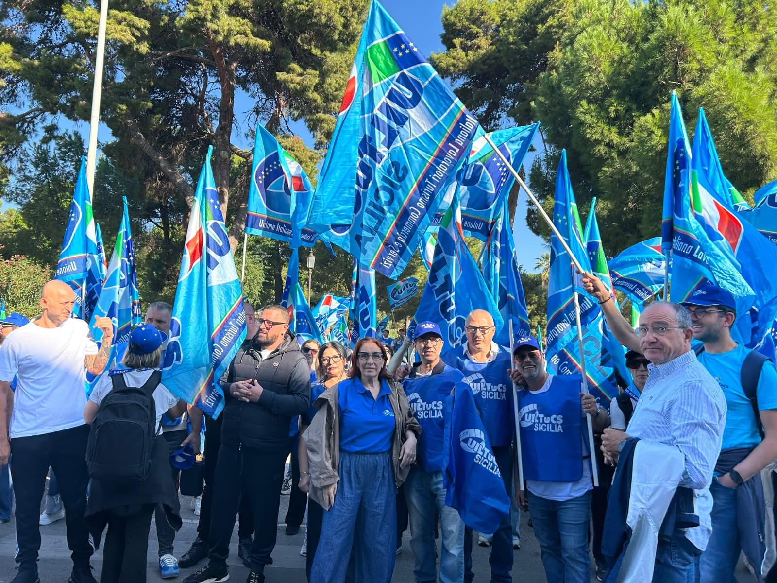 Personale ausiliario nelle Asp siciliane, la Uil: «I servizi vanno internalizzati»