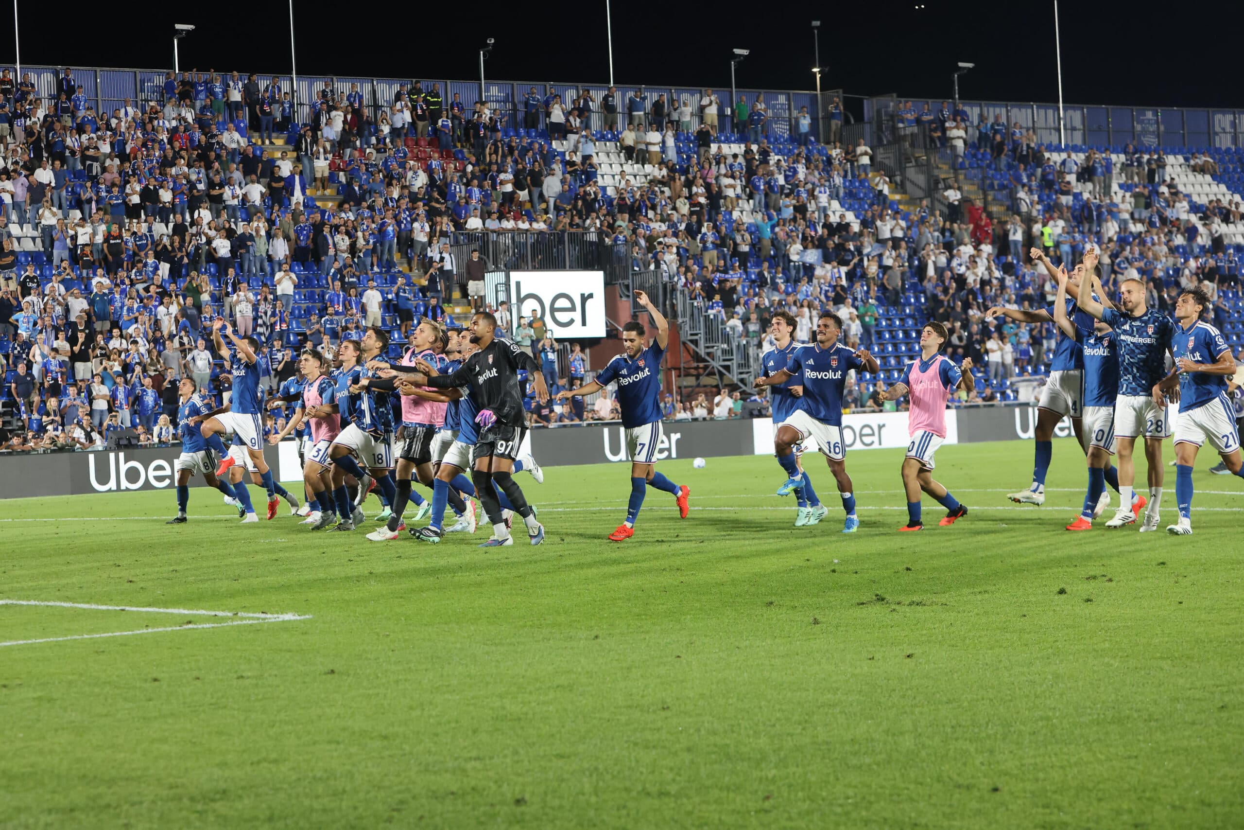 Nessun contraccolpo europeo per il Como: col Parma vince 2-1