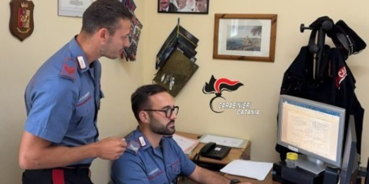Truffa telefonica in provincia di Catania, la vittima denuncia: i carabinieri recuperano 29.500 euro