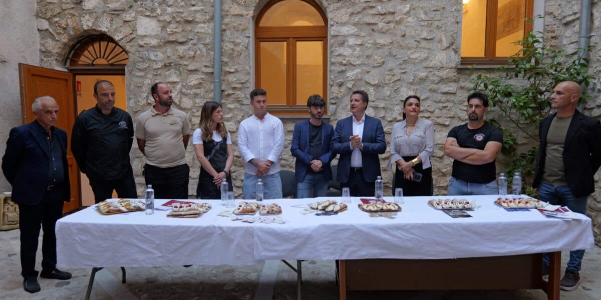 Piana degli Albanesi lancia il portale Cannolo Experience