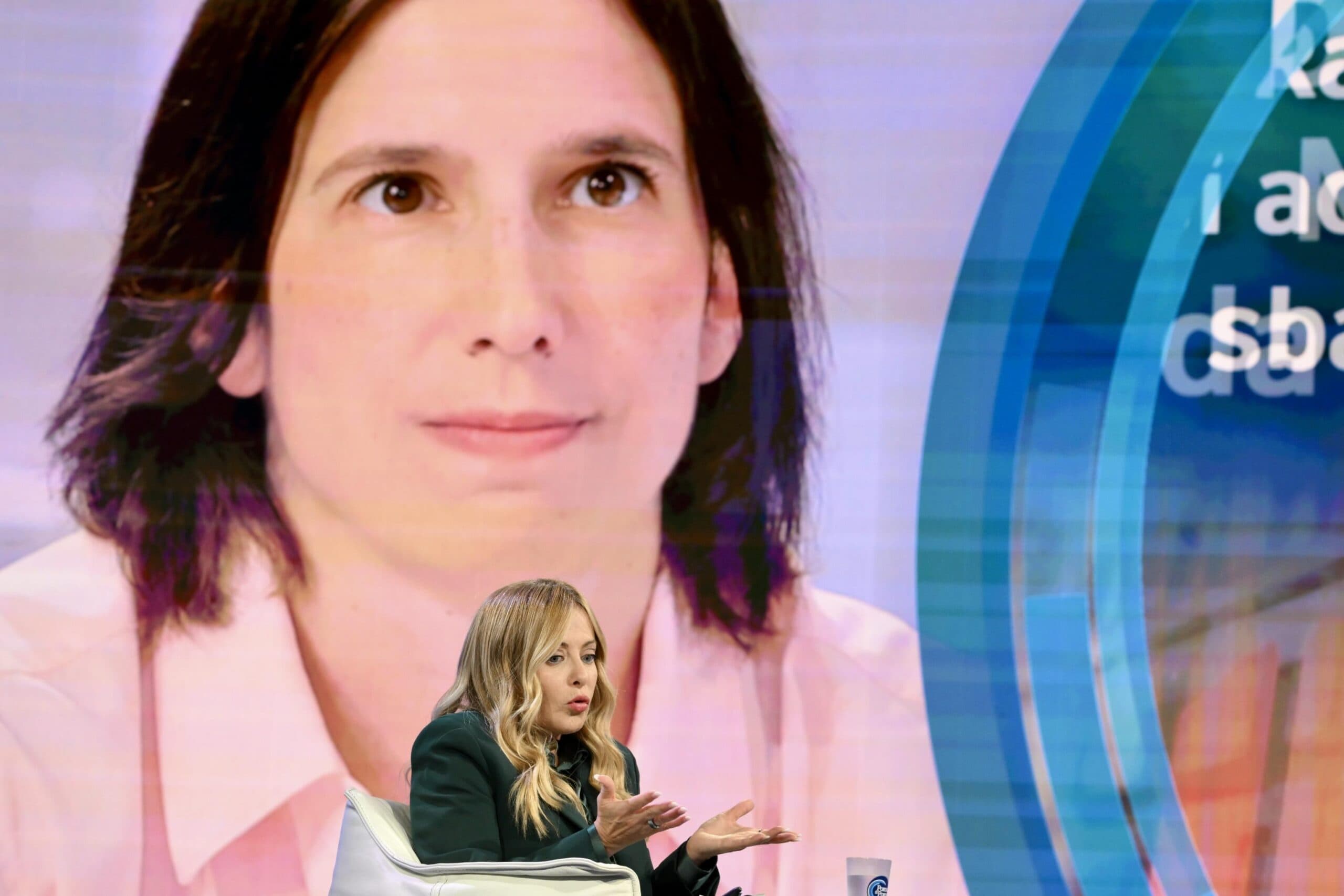 Meloni: anche Mattarella da ministro redigeva circolari sul tetto agli stranieri in classe