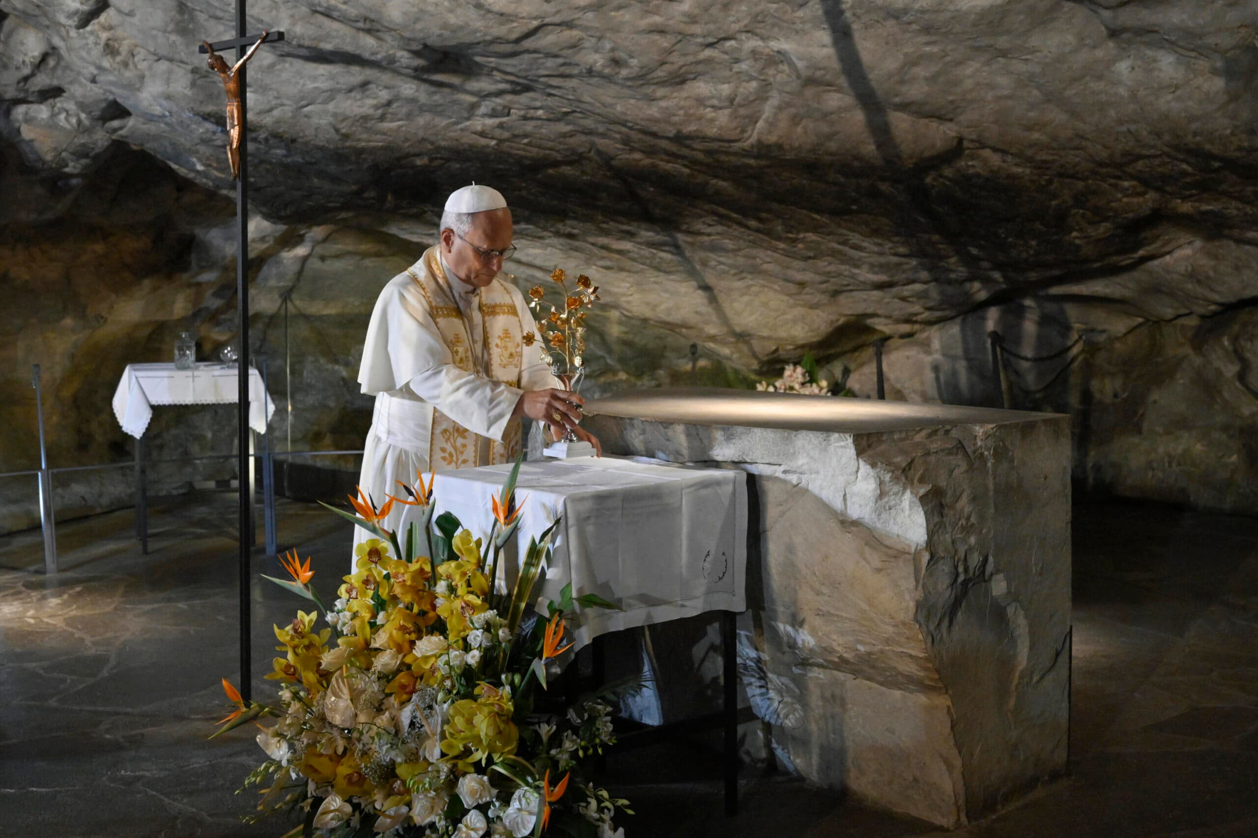 Il Papa a Lourdes, in programma l'incontro con le vittime degli abusi
