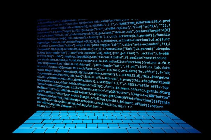 Intelligenza artificiale, dal 2 agosto scatta la vigilanza sull'AI Act: scure sui deepfake. Quali sono i nuovi obblighi?