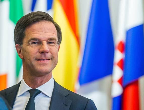 Rutte: «Dall'Italia decollati 500 aerei Usa verso l'Iran». Ed è polemica